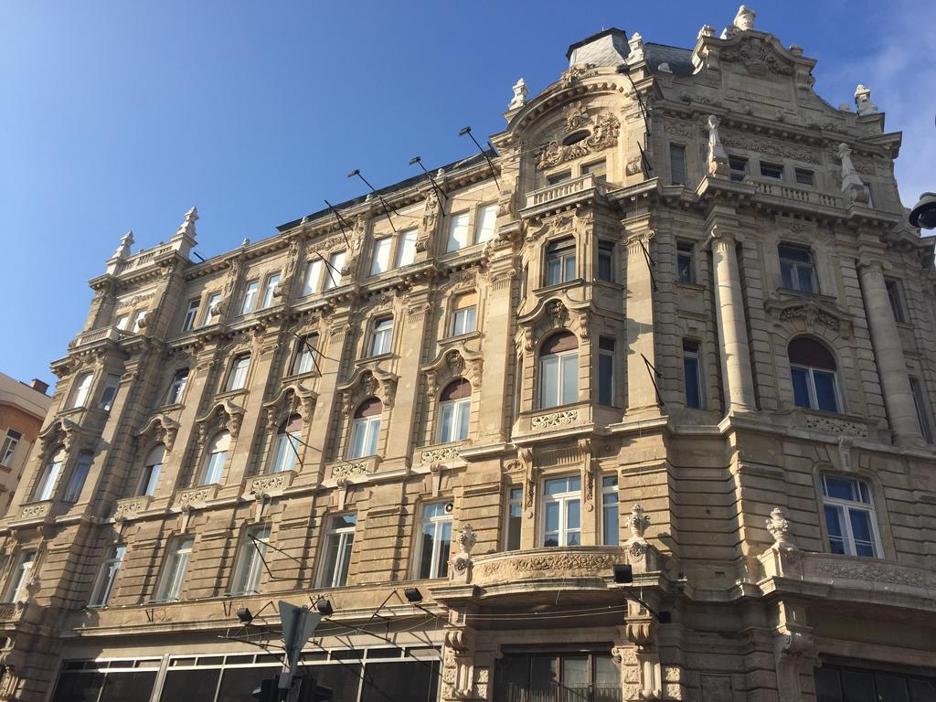 Maverick Hostel & Ensuites Budapest Luaran gambar